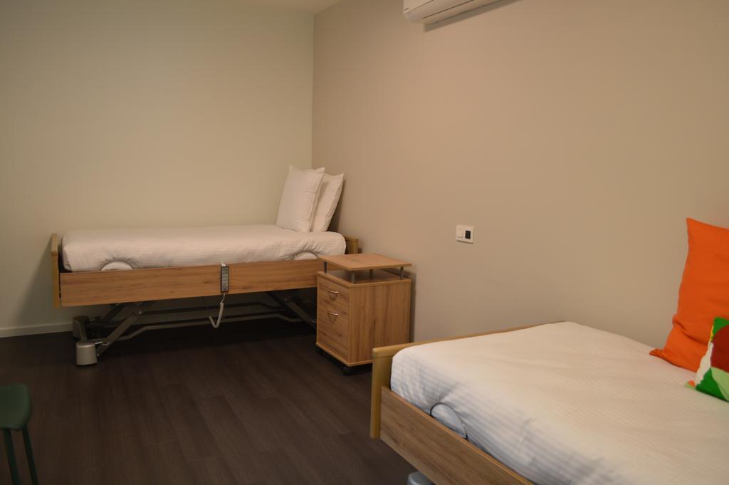 Bed & Zorg Ypres Apartment Exterior foto